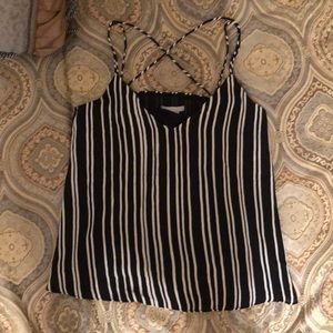 Black and with stripes top